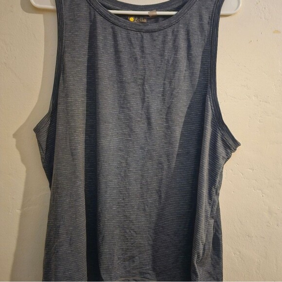 Zella Tops - Zella Tank Top with Back Open S Large
